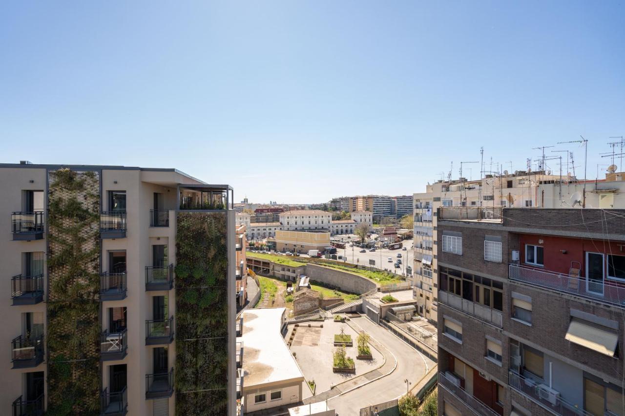 Aurealiving - Trastevere Suite With Rooftop & Gym, Your Place In Рим Экстерьер фото